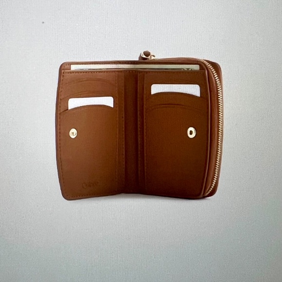 QUINCE Italian Pebbled Leather Compact Wallet Cognac NWOT - Picture 4 of 7